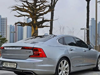 Volvo S90 foto 3