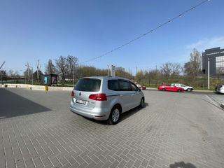 Volkswagen Sharan foto 3