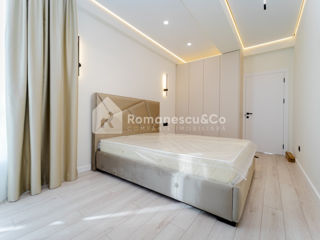 Apartament cu 2 camere, 68 m², Buiucani, Chișinău foto 8