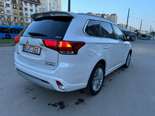 Mitsubishi Outlander foto 5