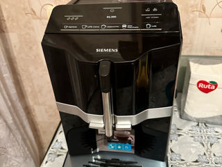 Продам Кофе машину Siemens EQ300