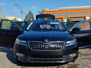 Skoda Superb foto 2