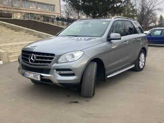 Mercedes M-Class foto 9