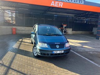 Volkswagen Sharan foto 4