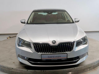 Skoda Superb foto 3