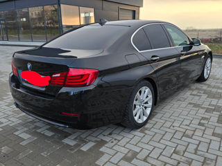 BMW 5 Series foto 2