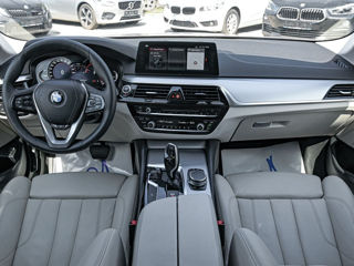 BMW 5 Series foto 6