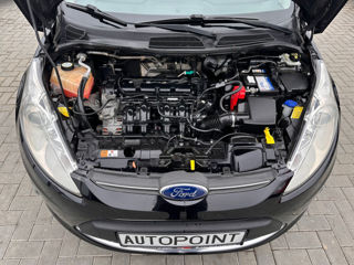 Ford Fiesta foto 14