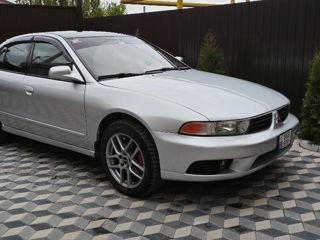 Mitsubishi Galant