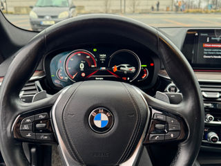 BMW 5 Series foto 7