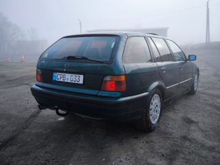 BMW 3 Series foto 10