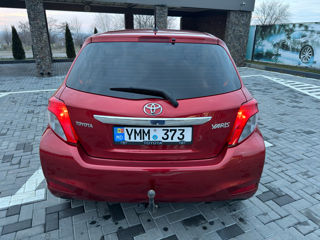 Toyota Yaris foto 5