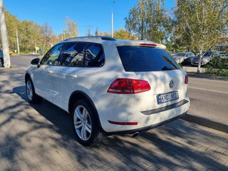 Volkswagen Touareg foto 10