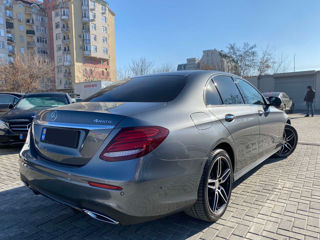 Mercedes E-Class foto 3