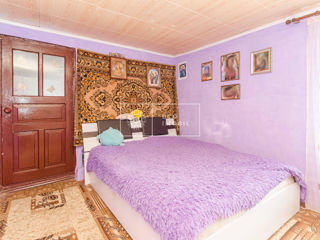 Vânzare apartament cu 4 odăi separate, casă la sol, în 2 nivele, încălzire autonomă, 105900 euro foto 2