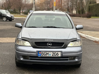 Opel Astra foto 2