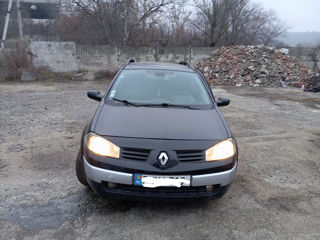 Renault Megane foto 2