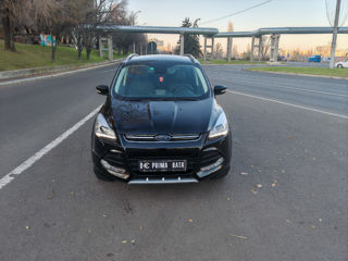 Ford Kuga foto 2