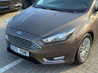 Ford Focus foto 15