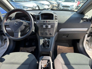 Opel Zafira foto 12