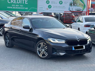 BMW 5 Series foto 4