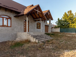 Se vinde casă în s. Suruceni, Ialoveni! foto 2
