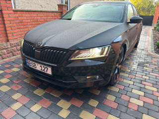 Skoda Superb foto 4