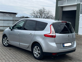 Renault Grand Scenic foto 4