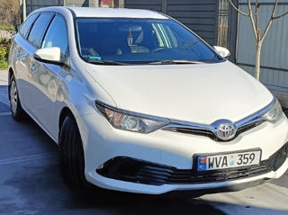 Toyota Auris foto 3