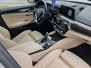 BMW 5 Series foto 13