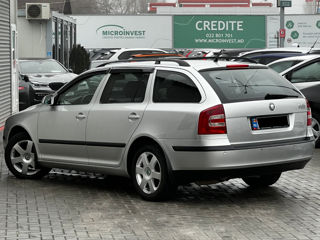 Skoda Octavia foto 4