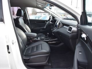 KIA Sorento foto 9