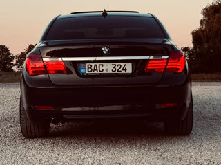 BMW 7 Series foto 5