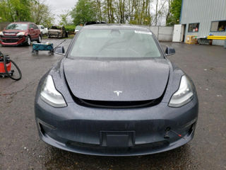 Tesla Model 3 foto 5