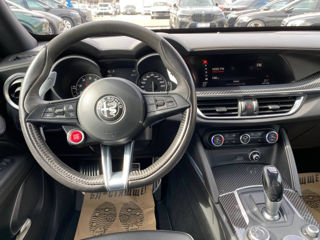 Alfa Romeo Stelvio foto 10