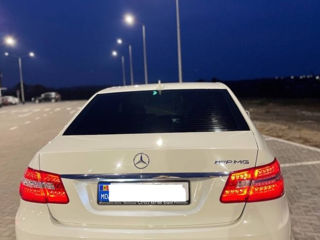 Mercedes E-Class foto 5