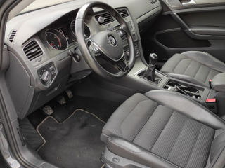 Volkswagen Golf foto 8