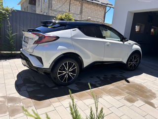 Toyota C-HR foto 7