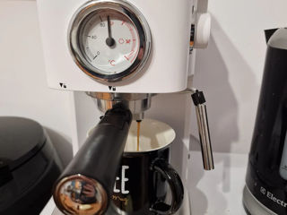 Espressor manual pentru cafea măcinată foto 2