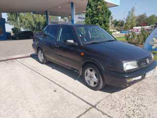 Volkswagen Vento foto 5