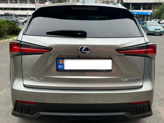 Lexus NX Series foto 3