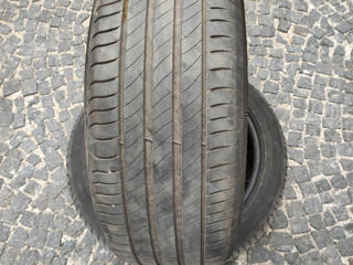 Michelin 235/45/18 foto 4