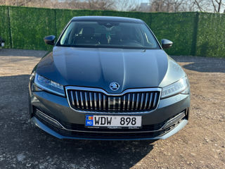 Skoda Superb foto 3