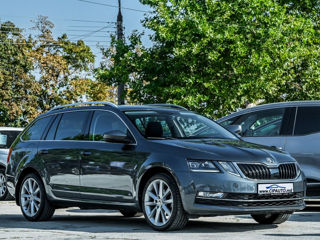 Skoda Octavia foto 1