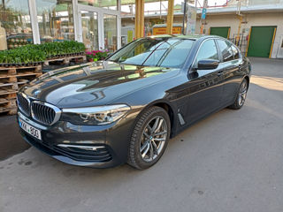 BMW 5 Series foto 3