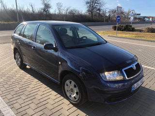 Skoda Fabia foto 3