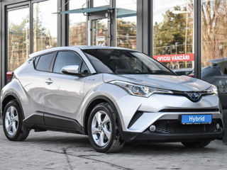 Toyota C-HR foto 1