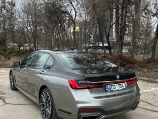 BMW 7 Series foto 4