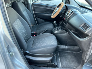Opel Combo фото 13