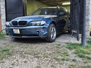 BMW 3 Series Touring foto 3